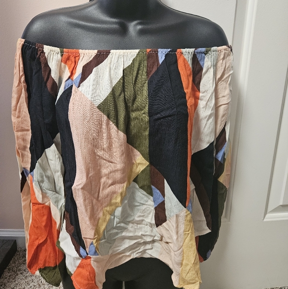 Billabong Multicolor Geometric Off The Shoulder Top - Picture 7 of 11